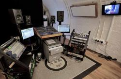 Studio 1 AKSTUDIOS Studio 1 AKSTUDIOS